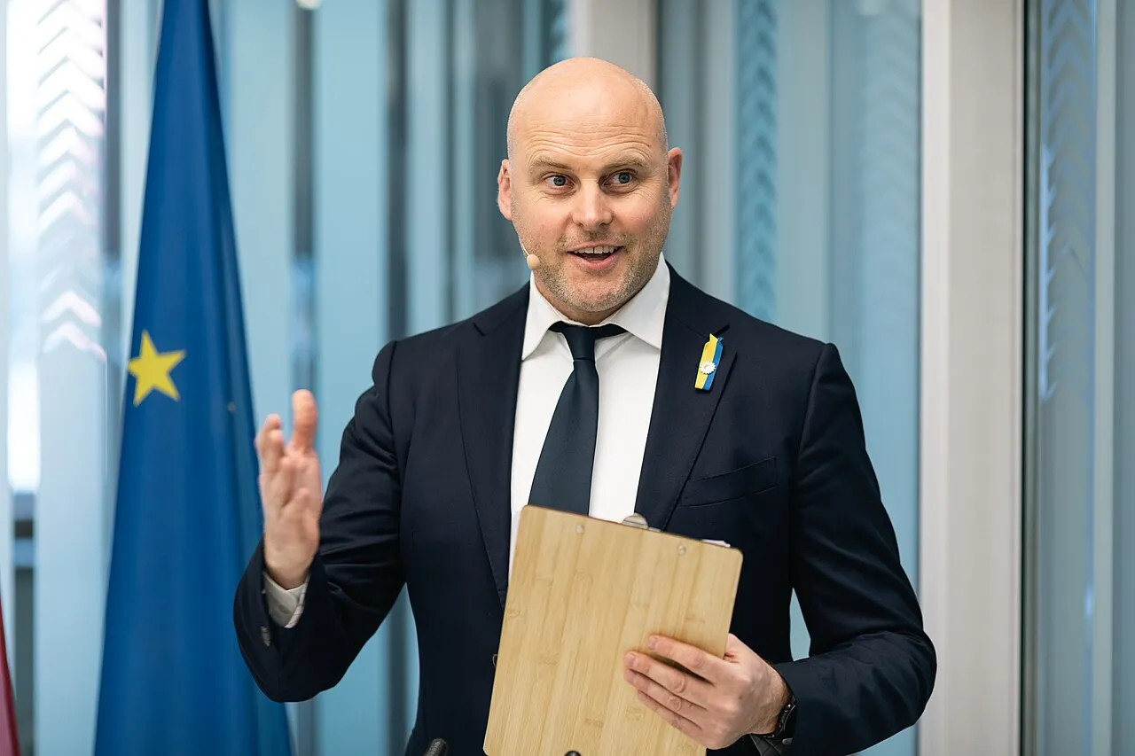 Andris Kulbergs, leider van Apvienotais saraksts, tijdens een Saeima-energieforum in 2023.