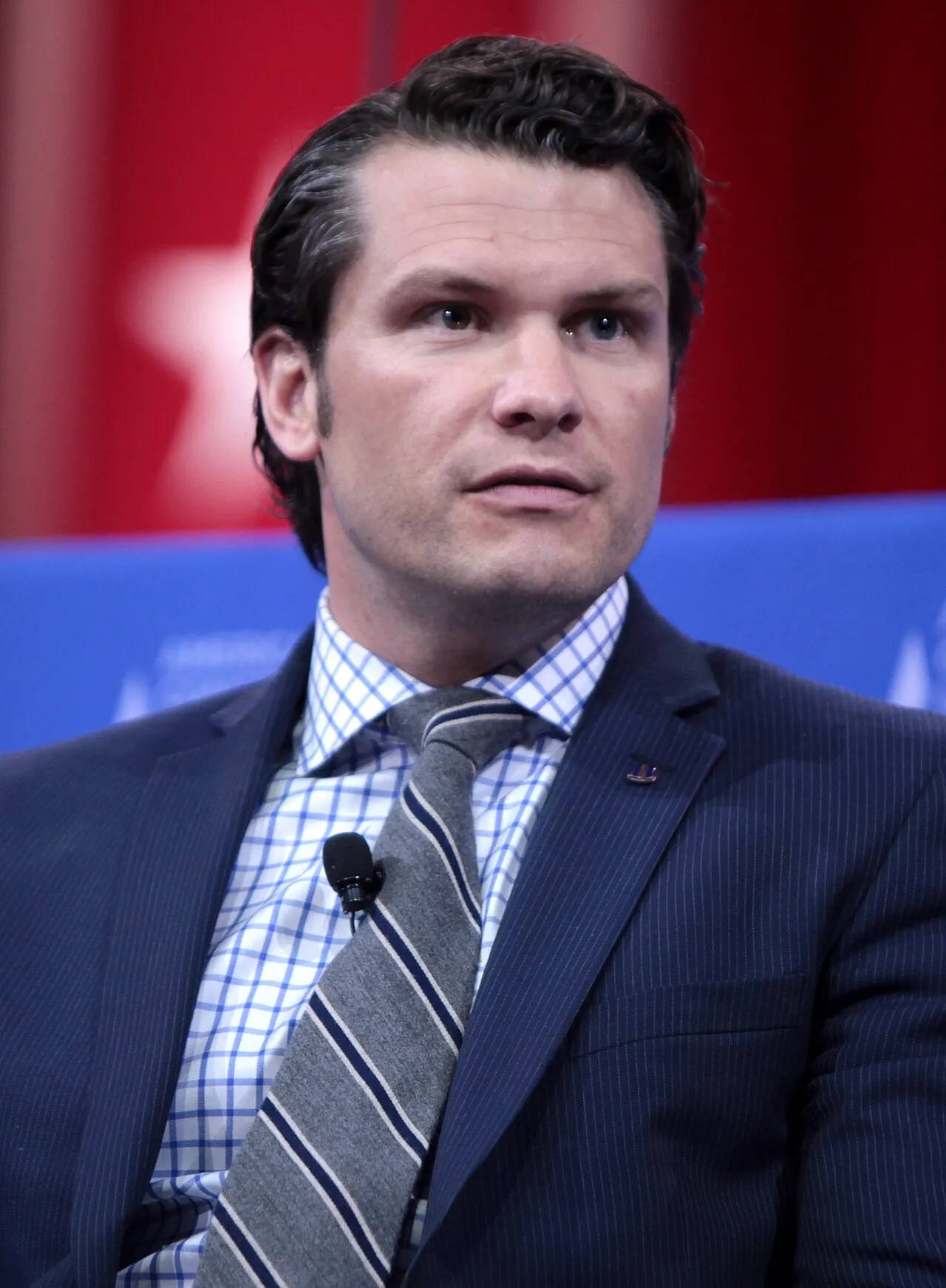 Pete Hegseth, Amerikaanse minister van Defensie, tijdens een toespraak.